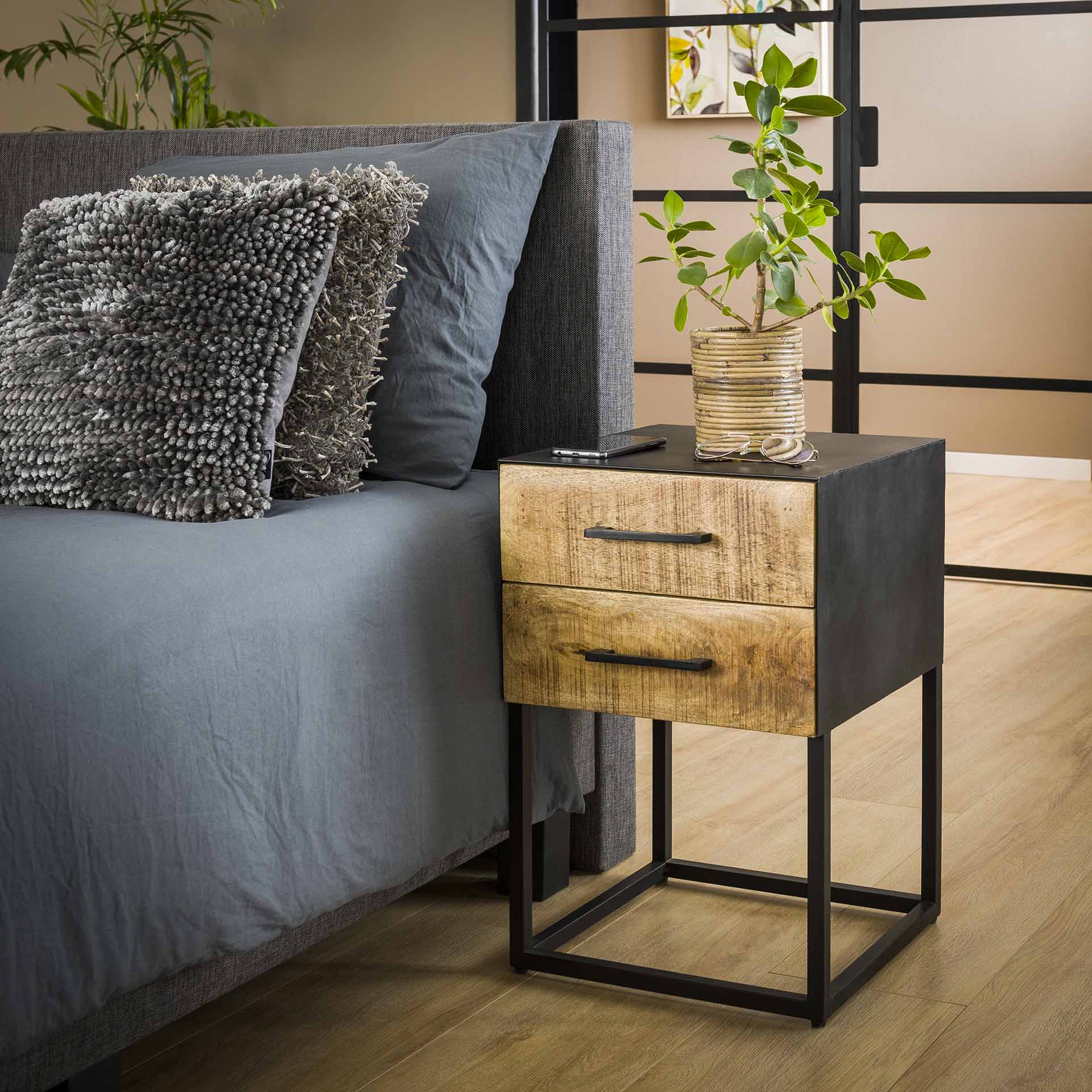 2684_16AN_1 Nachtkastje Metal wood | 2 lades | 40x40x60 cm | mango antiek - Afbeelding 1